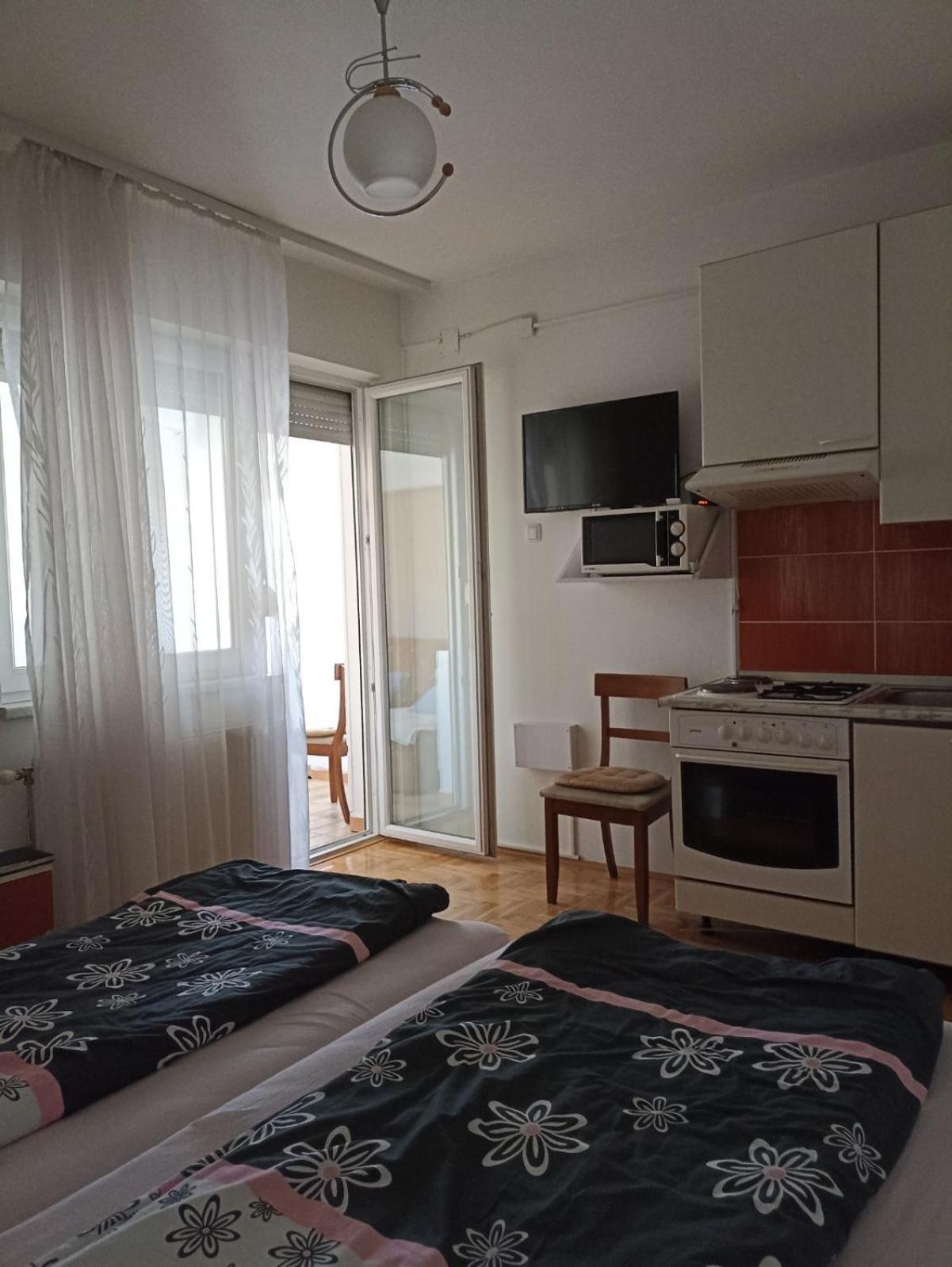 Apartments Tepic بانيا لوكا المظهر الخارجي الصورة